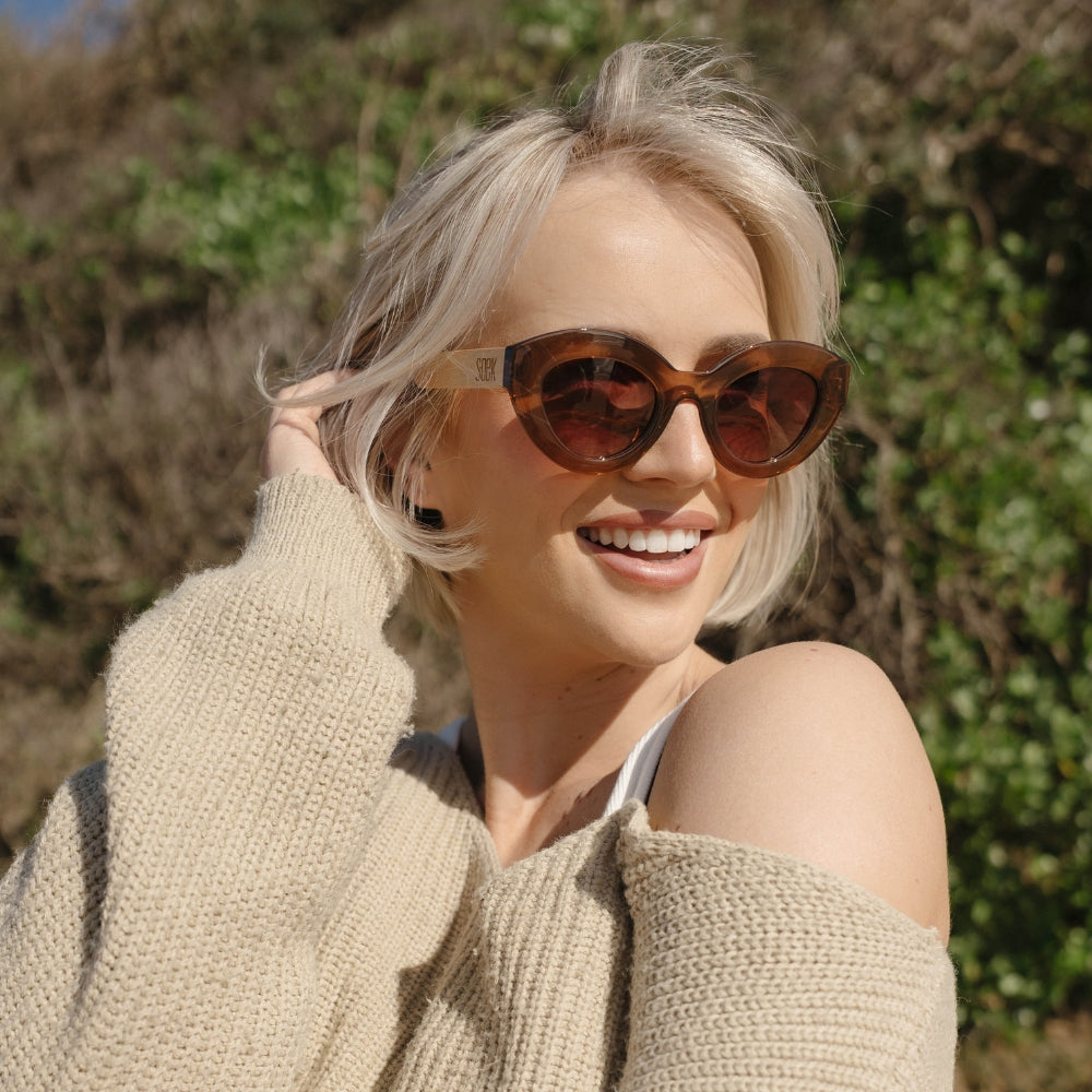 STEVIE MOCHA l Black Polarised Lens l White Maple Arms l Sunglasses by SOEK UK