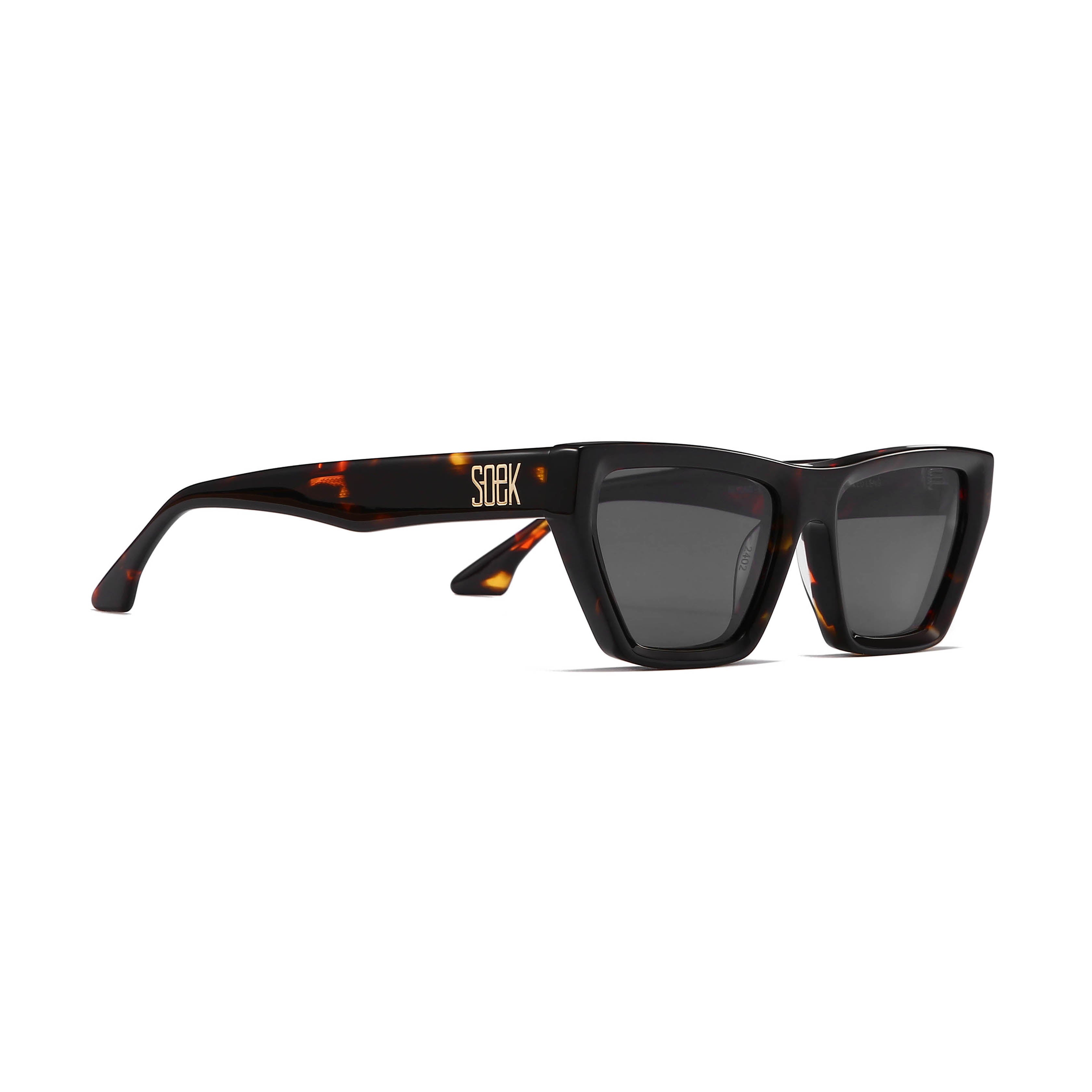 BEYOND EBONY - Bio Acetate Tortoise Frame l Black Polarised Lens - SOEK UK