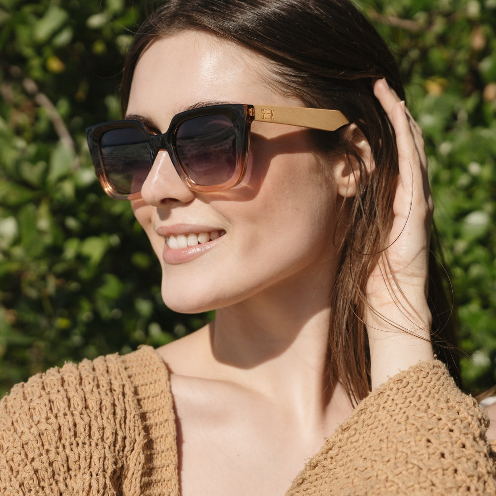 *NEW* SOLUNA OMBRE l Sunglasses l Black Polarised Lens l Walnut Maple Arm - Soek Fashion Eyewear uk