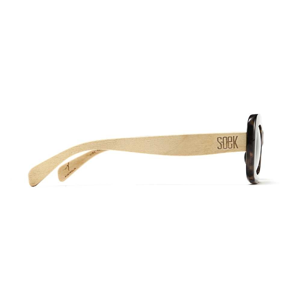 VIBE TOFFEE TORT l Black Polarised Lens l White Maple Arms by SOEK UK