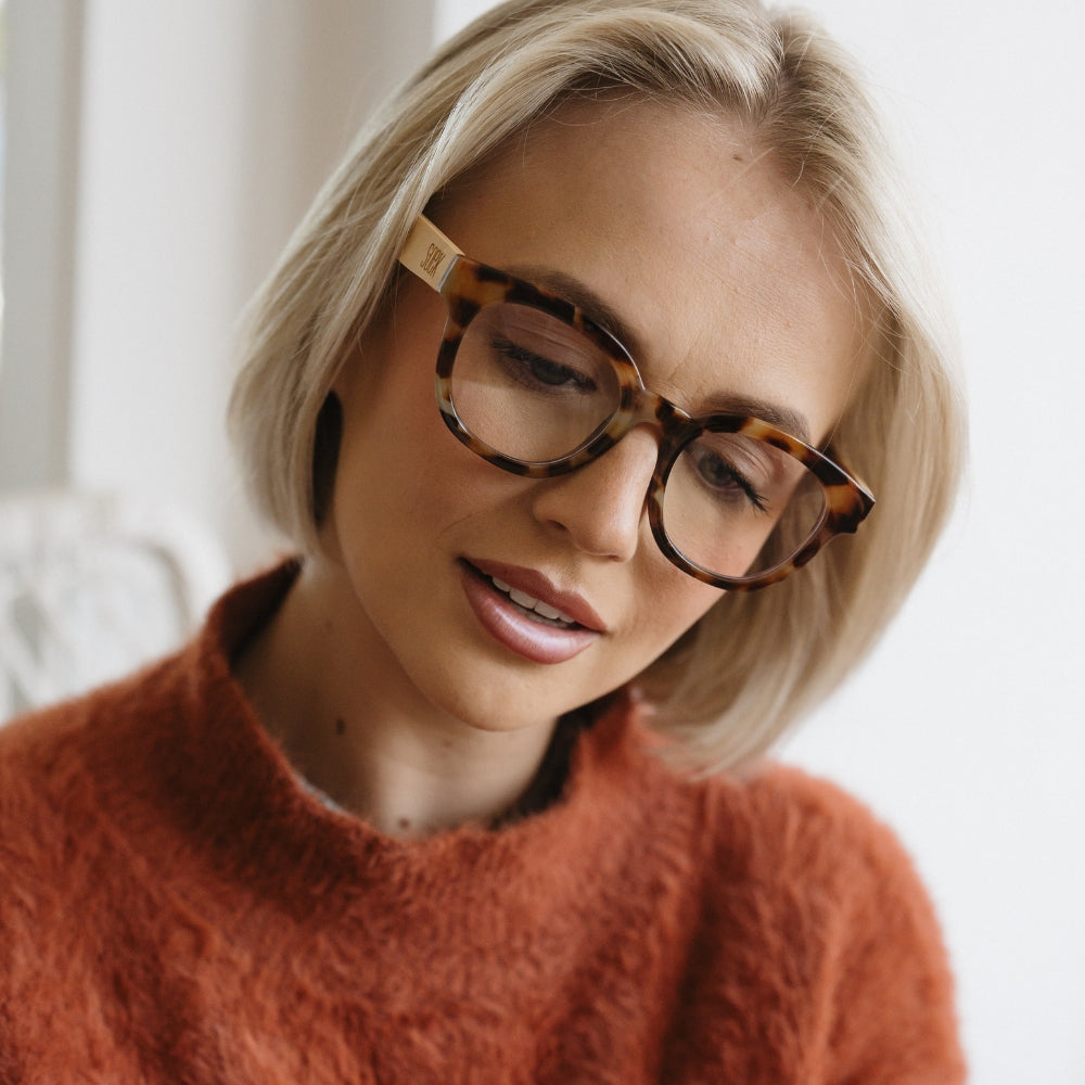 ALIVE ROCKY TORT l Wooden Magnifying Reader - Soek Fashion Eyewear UK