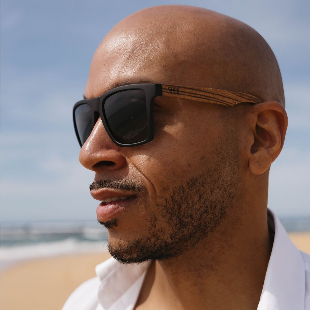 DALTON  Black Sunglasses l Black Lens l Walnut Arms