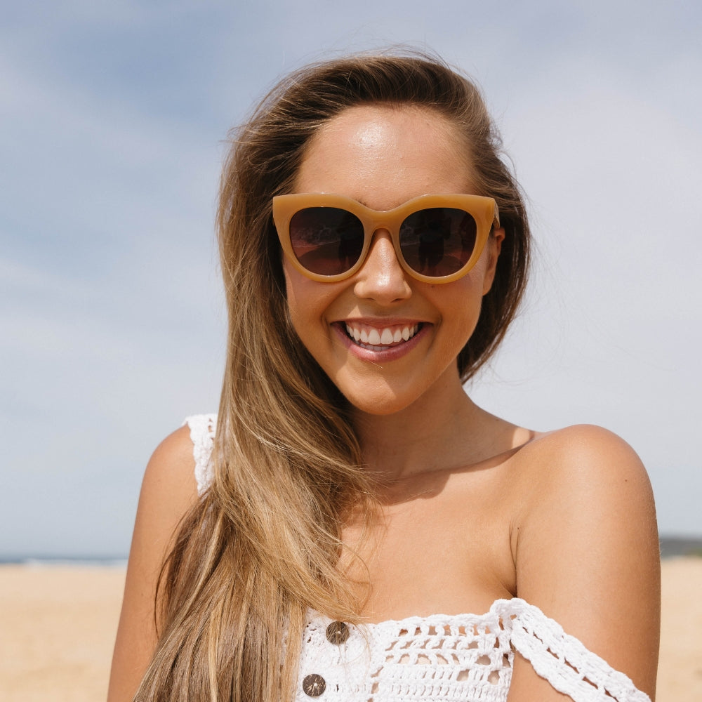 MILLA CARAMEL Brown Gradient Lens l Walnut Arms - Soek Fashion Eyewear UK